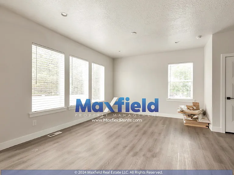 315 N Tidwell St — Photo 21