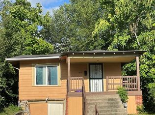 4518 Agnes Ave, Kansas City, MO 64130