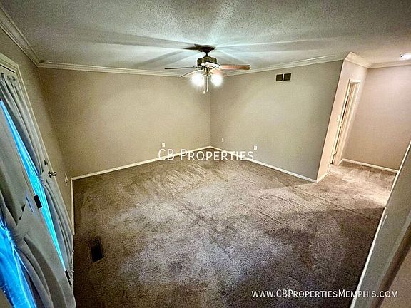 3rd image of 5735 Barfield Cir