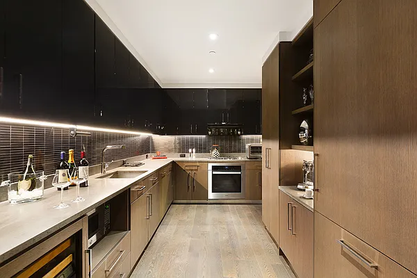 Rented by Compass | media 31