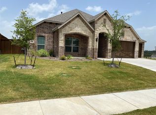 108 Saint Elias Dr, Burleson, TX 76028
