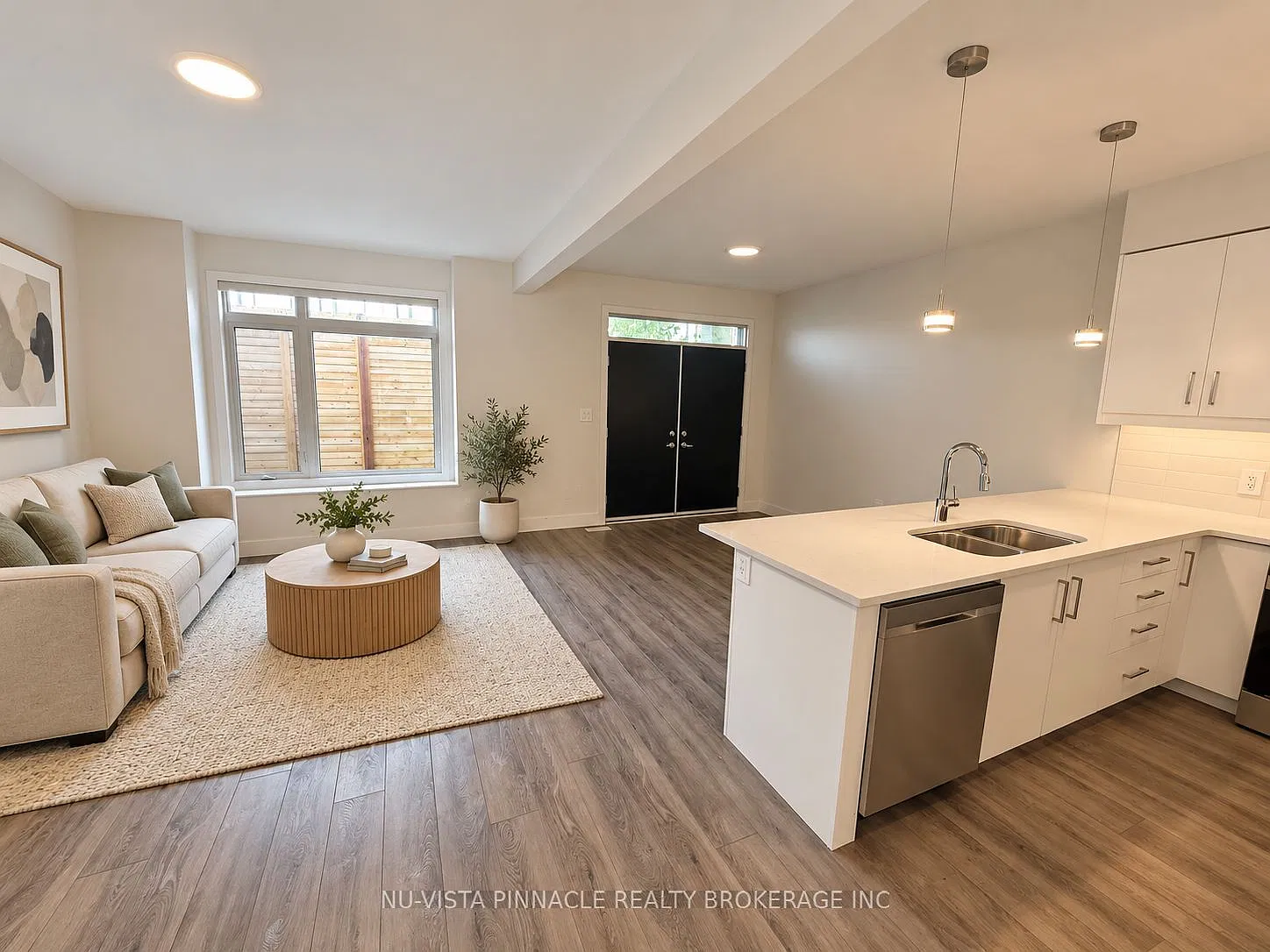 3 bed, $2,599 — Photo 3