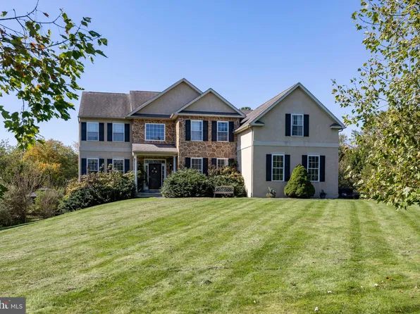 21 Camberly Ct, Downingtown, PA 19335