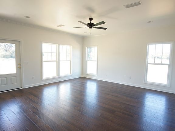 4th image of 1698 Harper Joy Rd