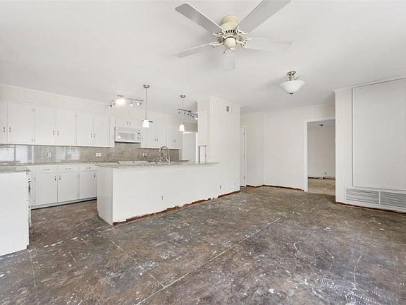 5th image of 3816 Patricia Ln