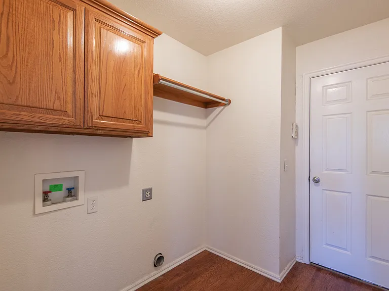 17405 Bronze Ln — Photo 15