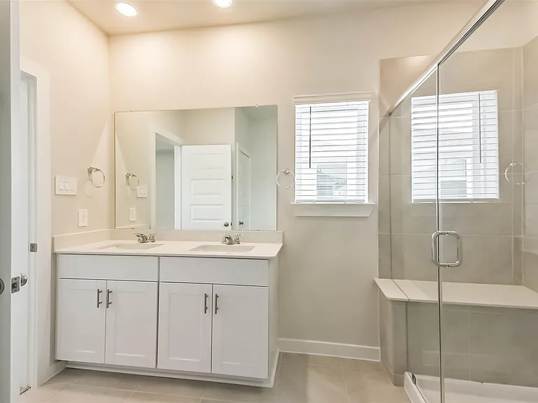 583 Avisa Dr — Photo 19