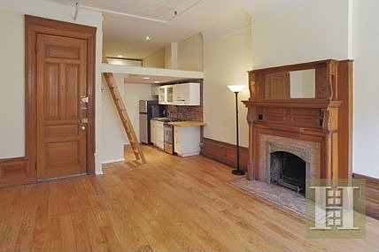 3rd image of 74 W 82nd St APT 4