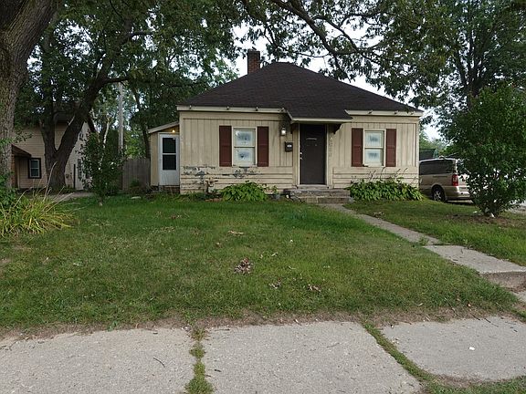 3rd image of 4636 Walton Ave SW