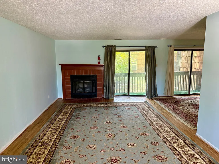 30 Hopkinson Ct #164 — Photo 3