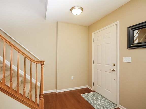4th image of 681 Morning Glory Ln
