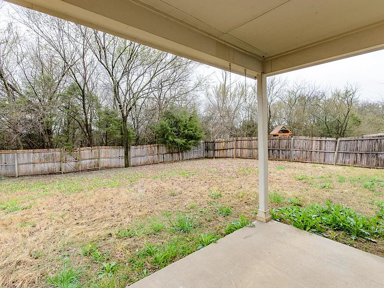 249 Niagara Falls Dr — Photo 40