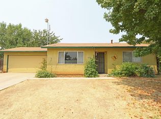 840 San Lucia Ln, Porterville, CA 93257