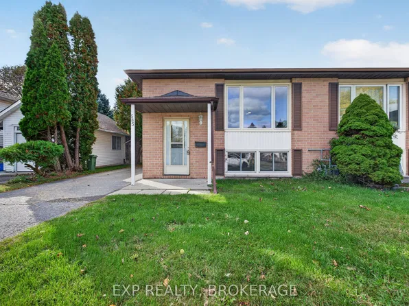 585 Gavin Ct, Kingston, ON K7M 8B8