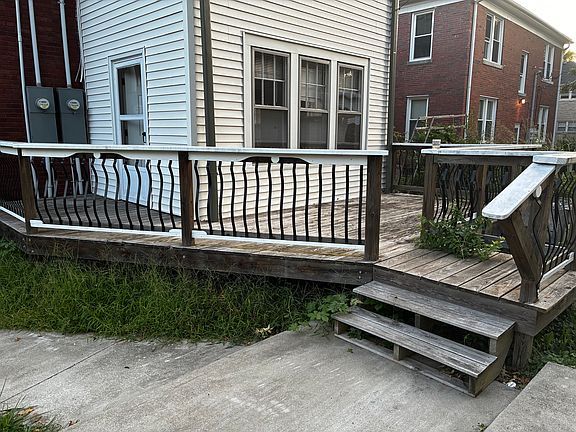 rear entry and deck