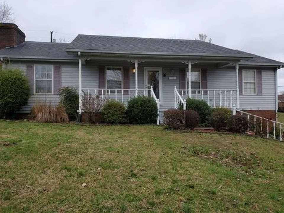 109 Robin Dr