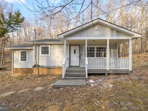 131 Flop Ear Rd, Harpers Ferry, WV 25425