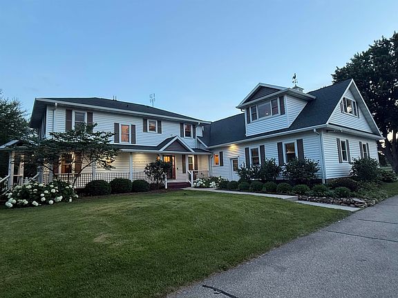 2nd image of 8379 Sauby Rd