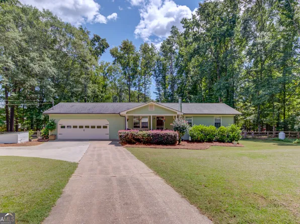 1805 Ednaville Rd, Braselton, GA 30517