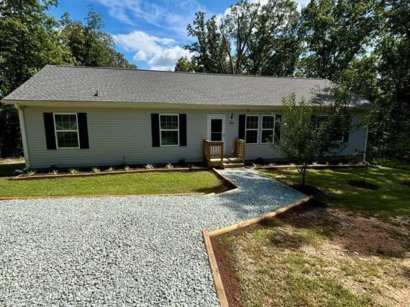979 Natchez Trce, Fuquay-varina, NC 27526