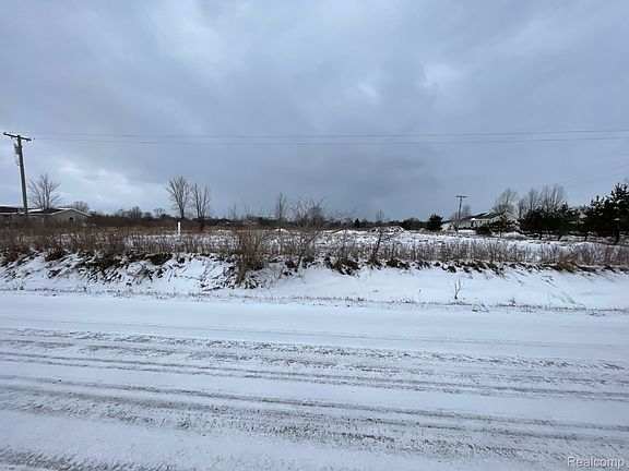 3rd image of 2969 Reeves Rd