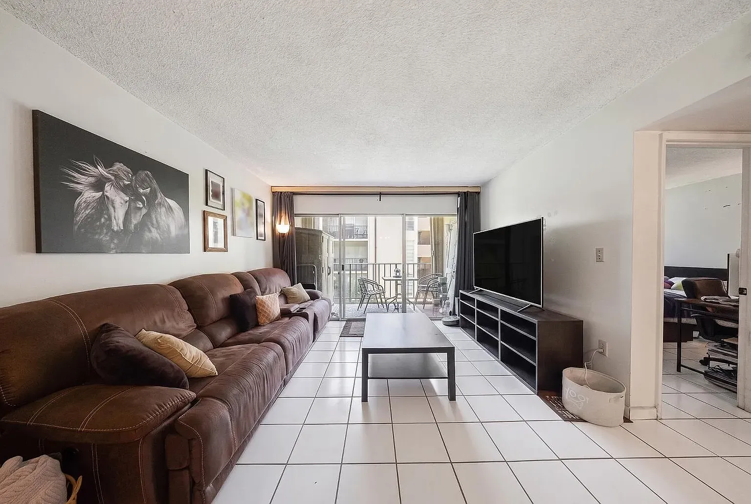 1 bed, 849 sqft, $1,875 — Photo 1