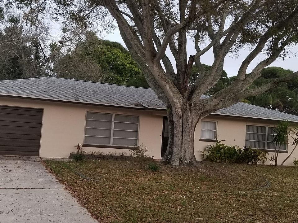 1st image of 202 Shore Dr