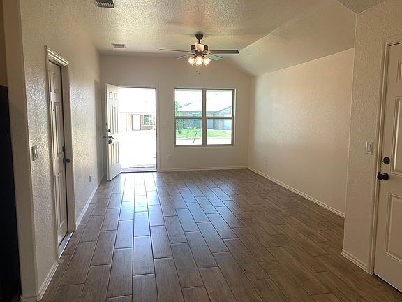 4th image of 2417 Alterman Dr #B