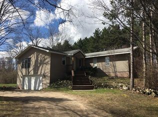 1089 Carlisle Rd, Traverse City, MI 49696