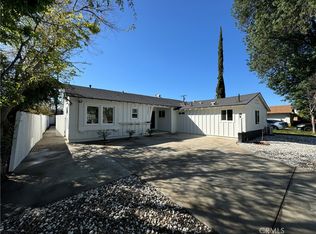 7701 Variel Ave, Canoga Park, CA 91304