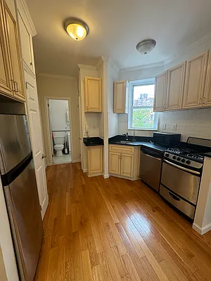 Rented by Corcoran | media 5