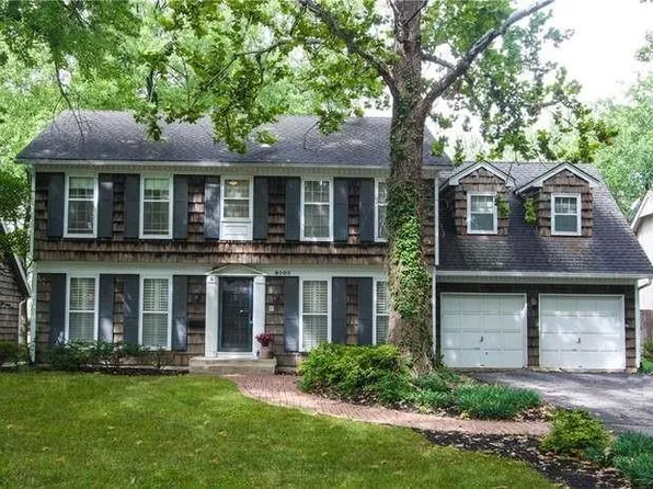 9908 Perry Dr, Overland Park, KS 66212