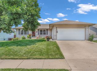 114 SE 44th Pkwy, Topeka, KS 66609