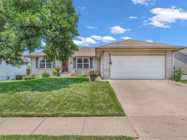 114 SE 44th Pkwy, Topeka, KS 66609