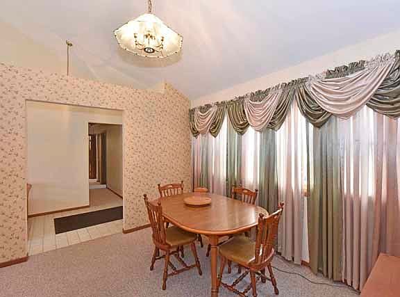 4th image of 3081 Midlane Dr