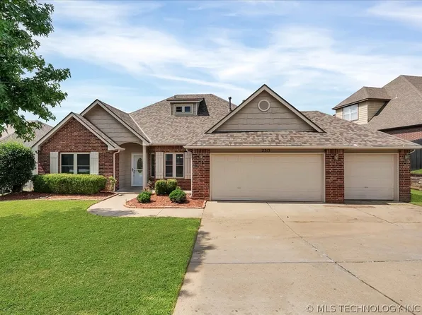 2313 W 31st St N, Tulsa, OK 74127