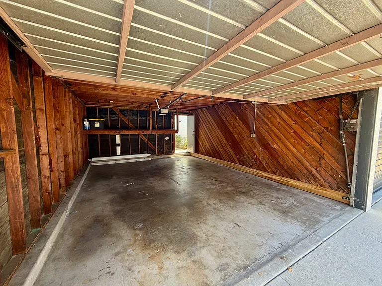 675 Ultimo Ave — Photo 26