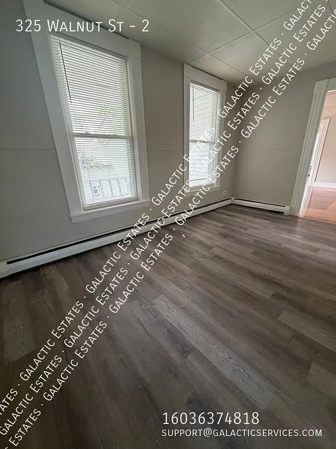3 bed 1 bath heat included in rent — Photo 2