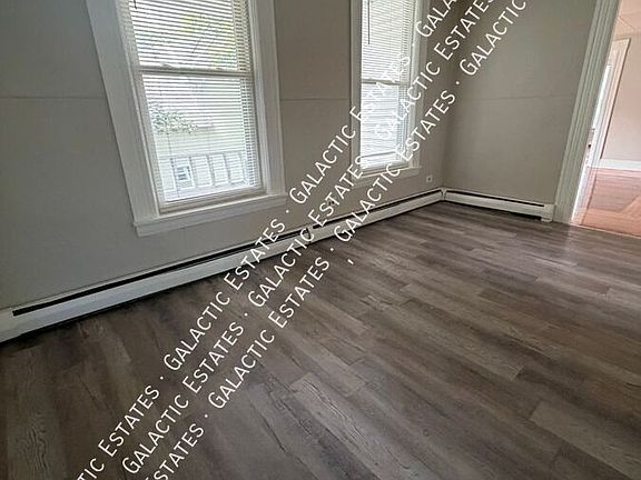 2nd image of 325 Walnut St #2