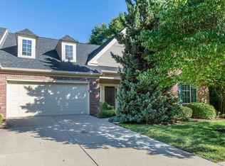 900 S Fieldcrest Ct, Bloomington, IN 47401