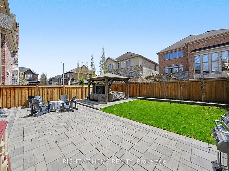 5 Rossini Dr — Photo 27