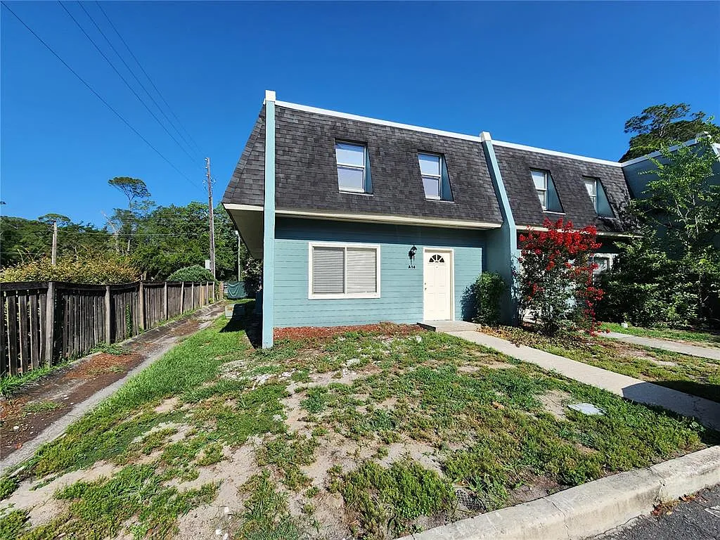 3 bed, 2.5 bath, 1384 sqft, $1,500 — Photo 2