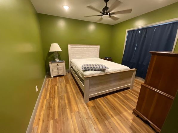 601 Rose Hill Ave, Clarksville, VA 23927