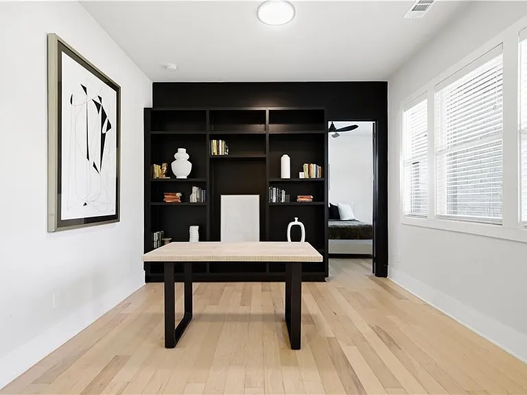 5416 Boreal Way SW — Photo 2