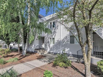 1480 Capitol Avenue #H802, Bridgeport, CT, 06604
