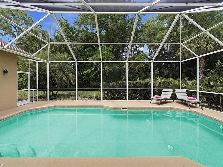 24750 Pennyroyal Dr — Photo 26