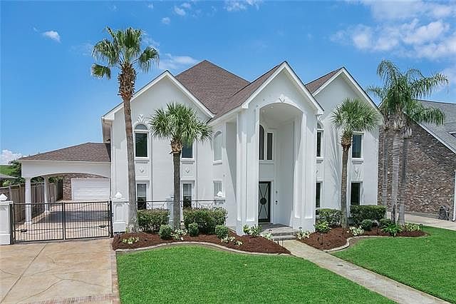 1st image of 2932 Palm Vista Dr