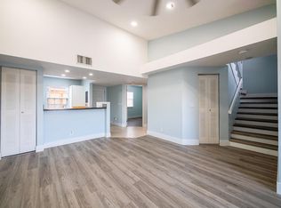 1020 Lake Shore Dr APT 202, Lake Park, FL 33403