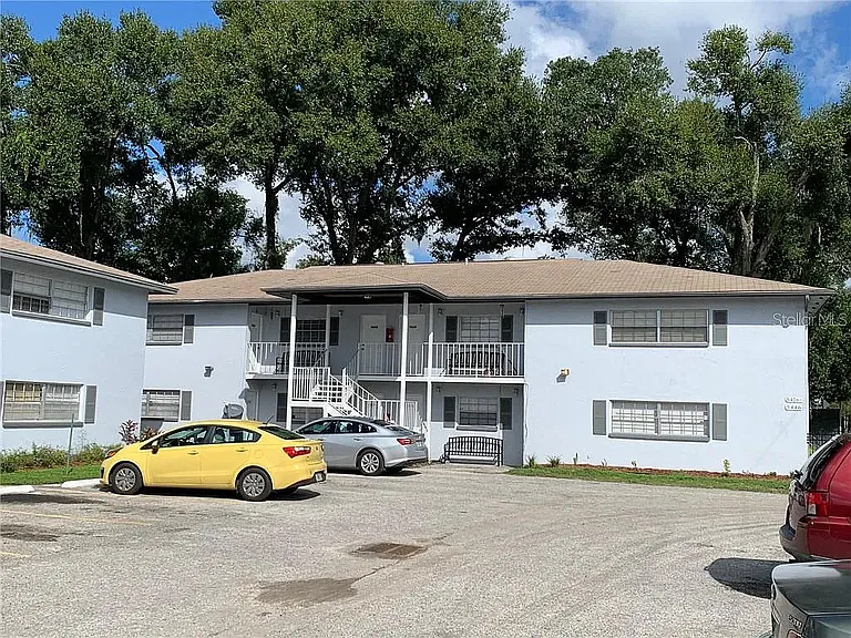 Hampton Terrace Apartments — Photo 4
