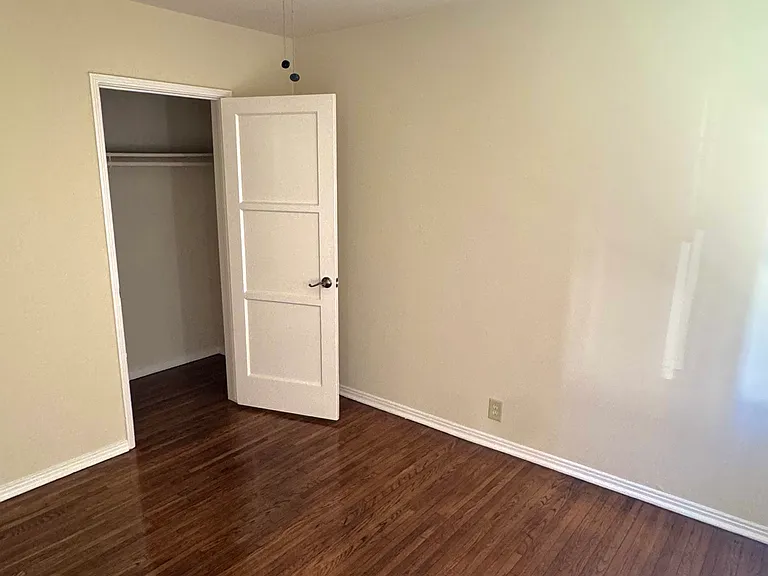 5406 Kinston Ave #5406 — Photo 12